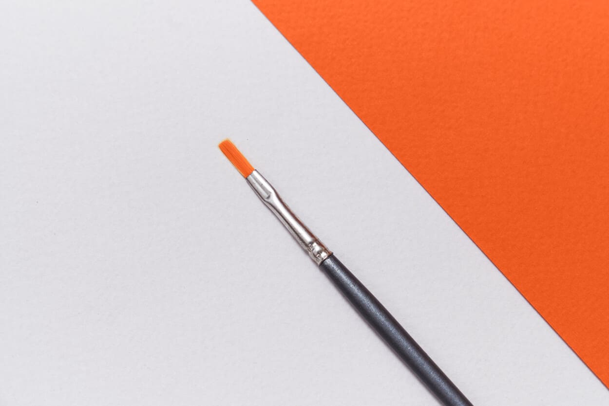 Синтетика плоская окрашеная ручка