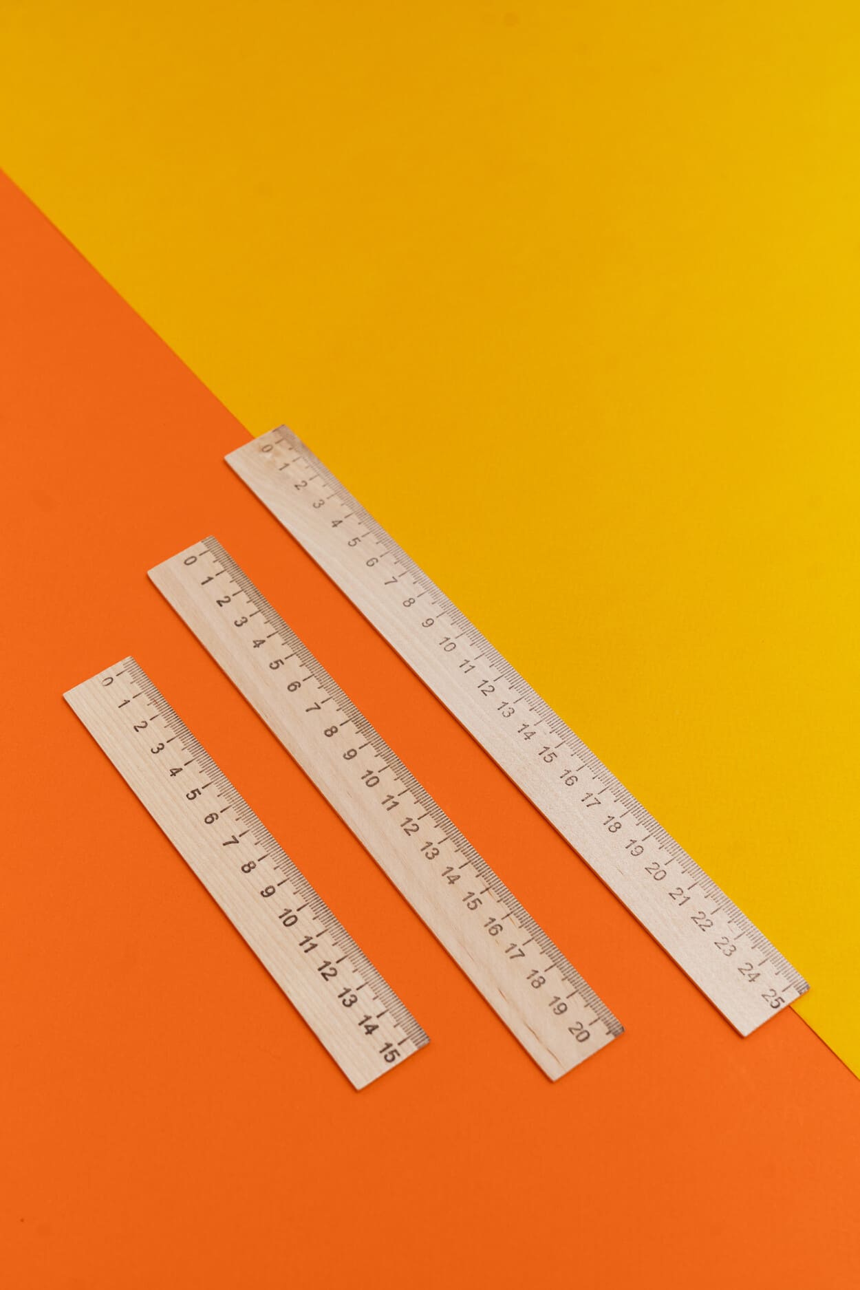 Линейка деревянная