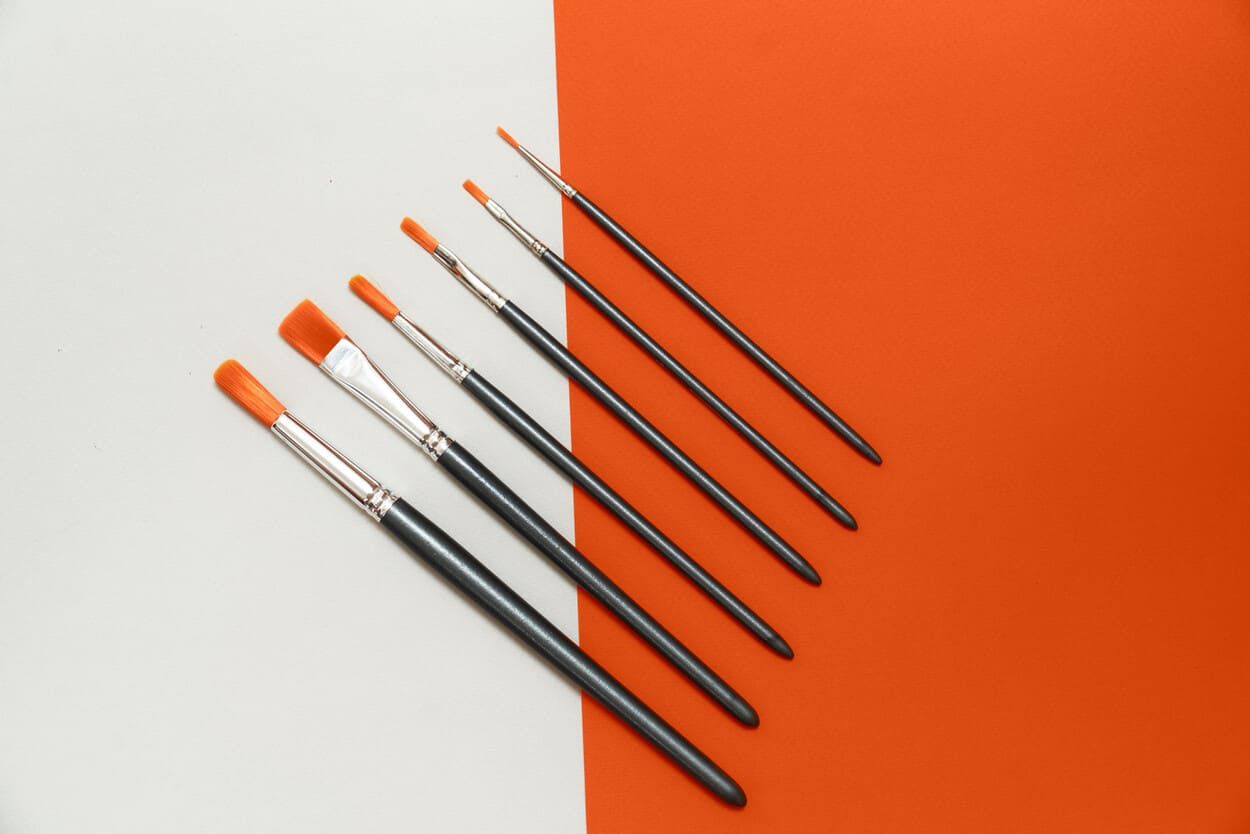 Синтетика плоская окрашеная ручка