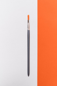 Синтетика плоская окрашеная ручка