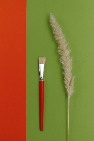 Щетина плоская окрашеная ручка