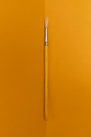 Щетина круглая окрашеная ручка