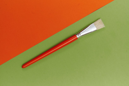 Щетина плоская окрашеная ручка